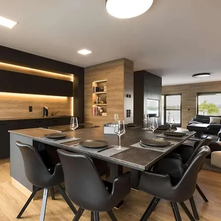 Holiday Home With 3 Bedrooms