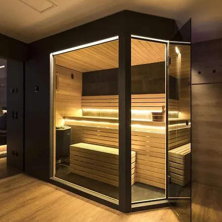 Holiday Home With 3 Bedrooms *